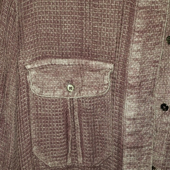 Button down flowy shirt - Picture 2 of 4